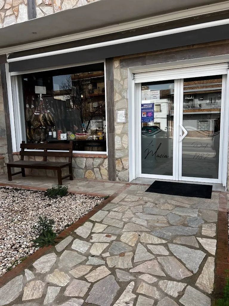 Jamones La Masía (Sabor a Sierra) restaurant in Arroyo del Ojanco