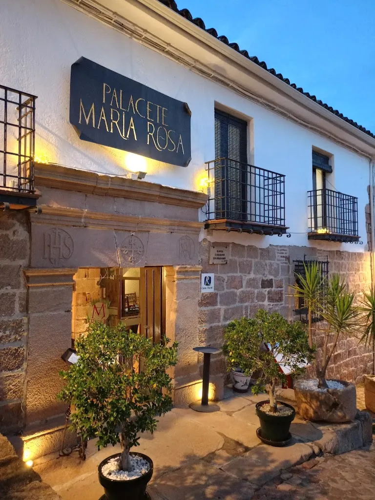 Palacete Maria Rosa_Baños de la Encina_slider_image_1