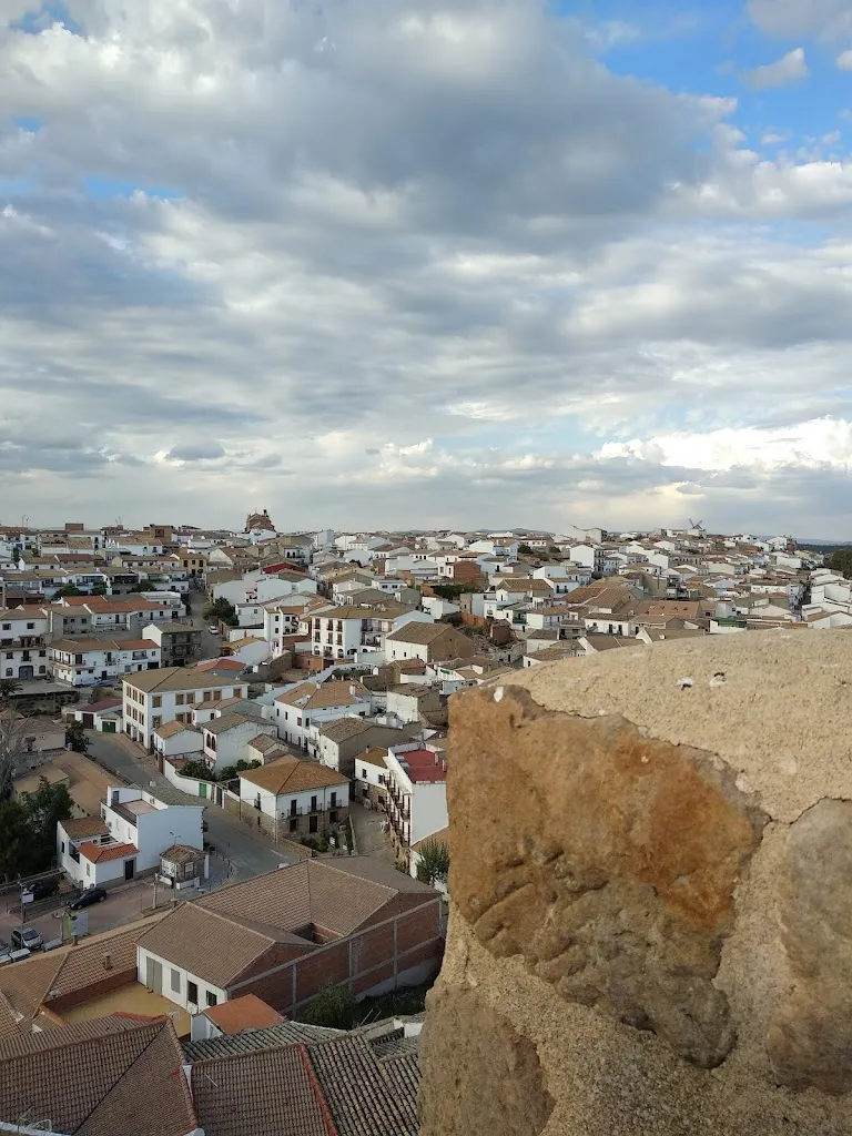 Laura Parra Pedregosa_Posá la Cestería_Baños de la Encina_recensione