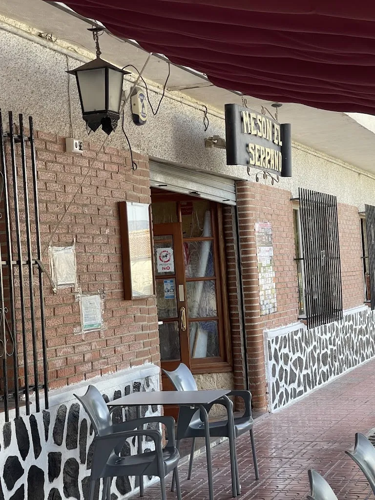 Mesón Restaurante El Serrano ristorante a Catral