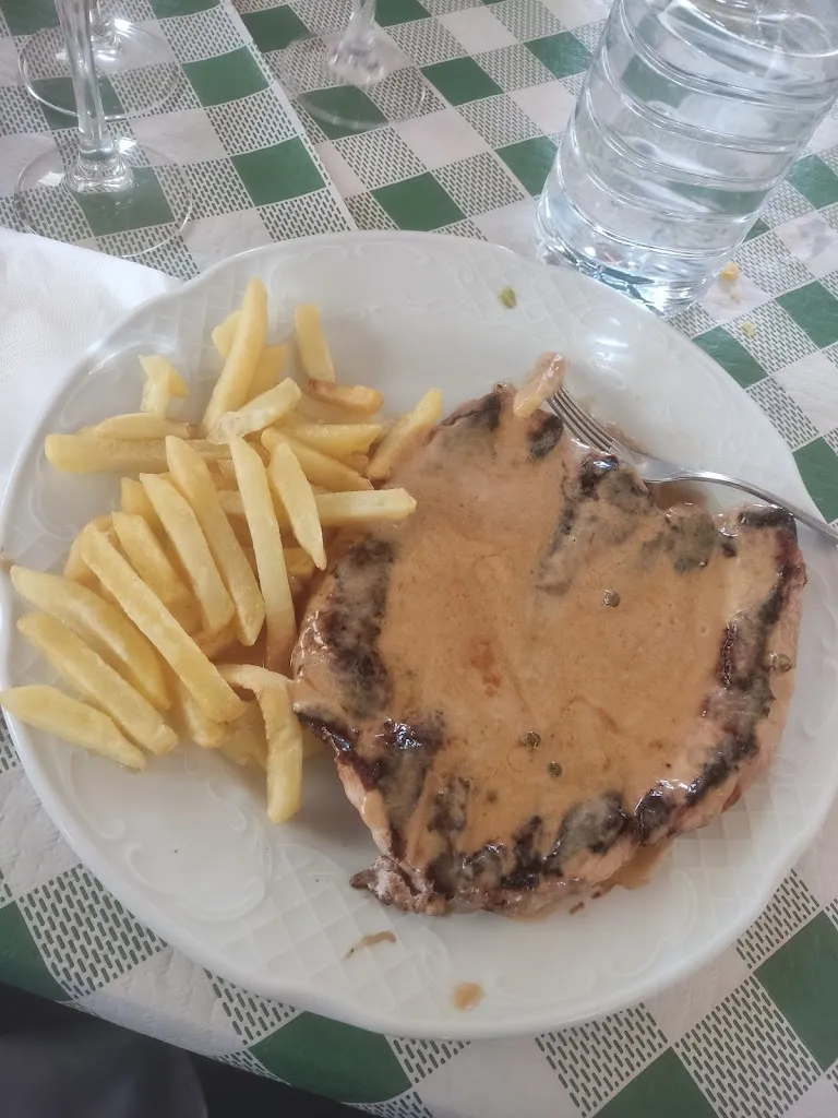 Isabel Muñoz Vega_Mesón el Barrio_Alcalá la Real_review