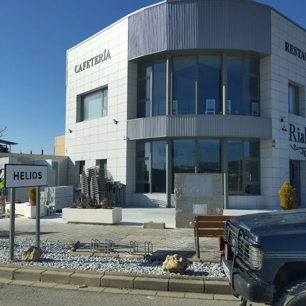 Aniceto Amador_Rialto Caliche_Alcalá la Real_review