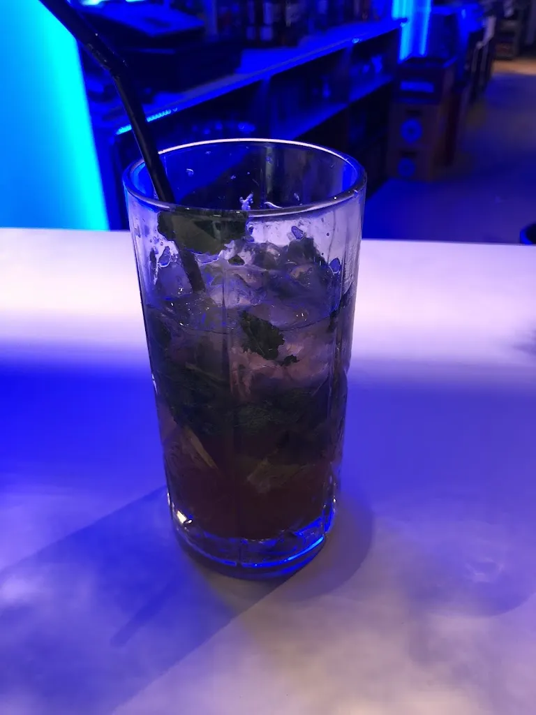 Abel Rocamora Martinez_Bistro bar-terraza_Catral_review