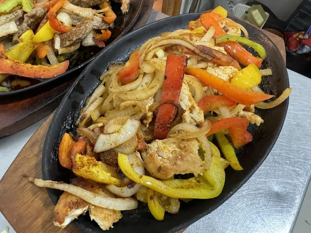 Vibe Cafe Bar_Catral_slider_image_2