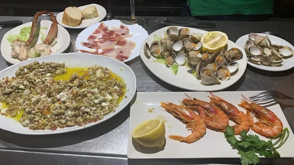 Bar Casa Seba_Bedmar y Garcíez_slider_image_2