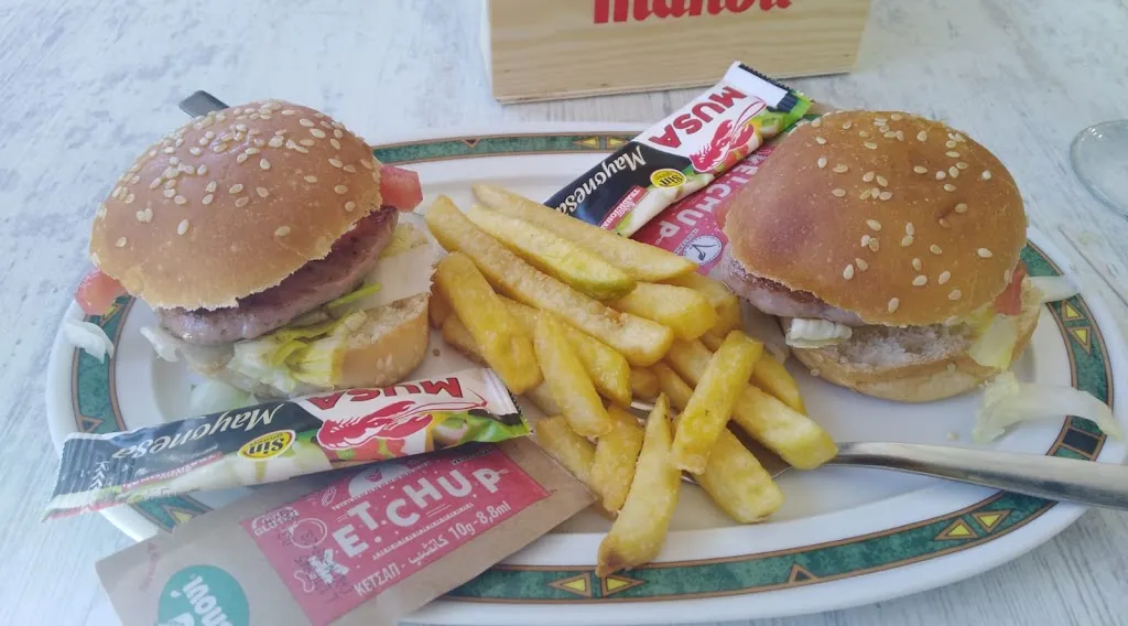 Menu_Café-Bar Reyes_Bedmar y Garcíez_image_1