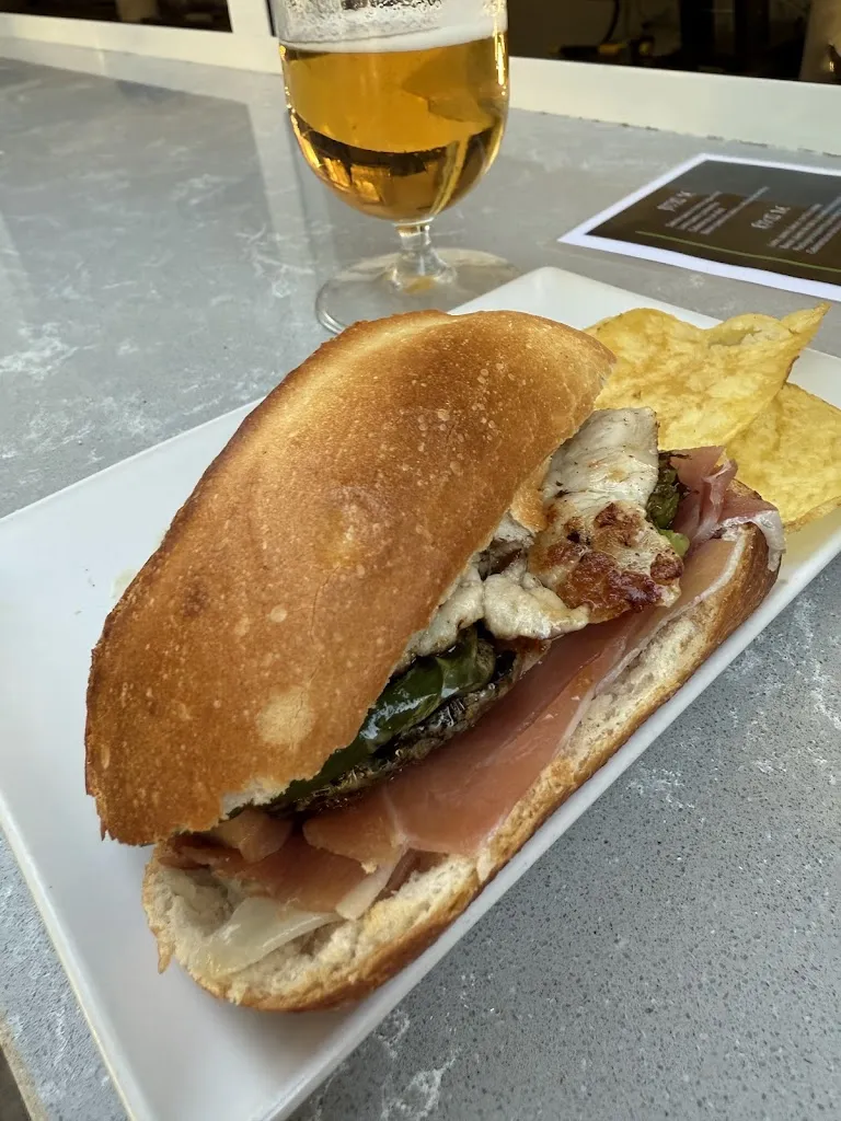 Terraza de Verano Piscina Municipal de Bedmar_Bedmar y Garcíez_slider_image_1