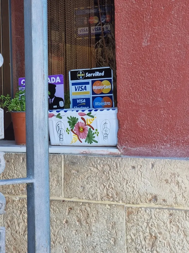 Alex Tarasov_Restaurante Casa Harry_Catral_review