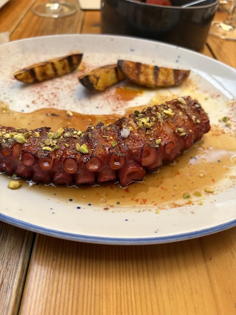 juan y danielle hernandez y bujan_La Barbería_Baeza_review