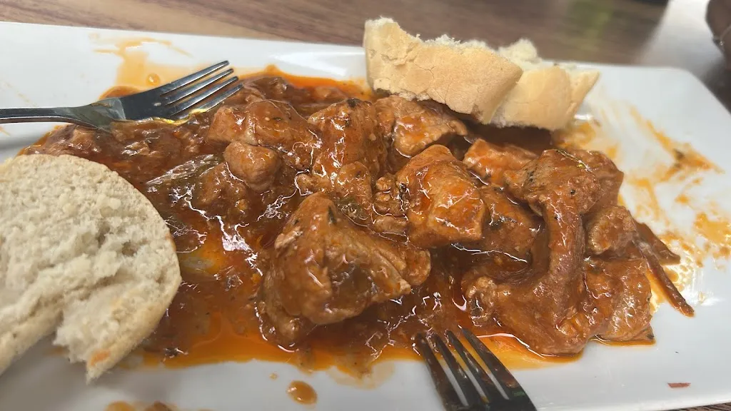 maria teresa x_La despensa de la estación_Baeza_review