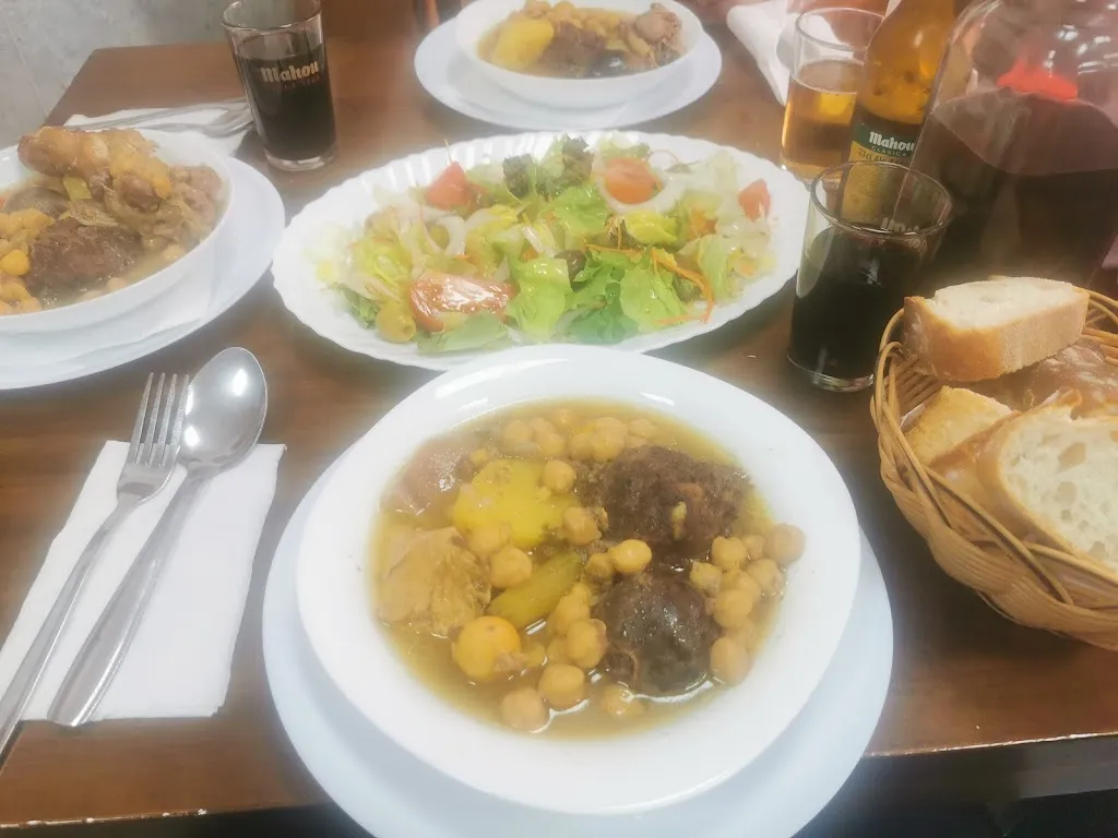 Mariano Valdes Gimenez_Bar La Cruz_Catral_review