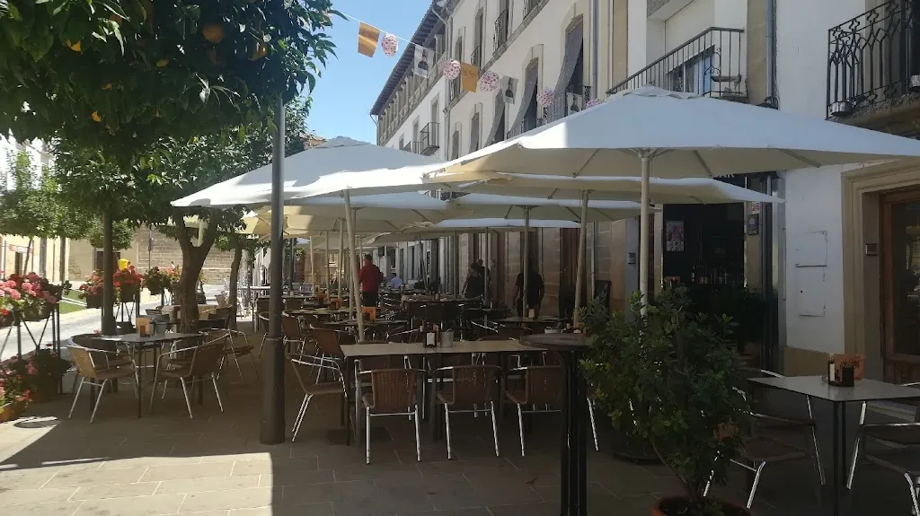 Cafe Da vinci restaurant in Baeza