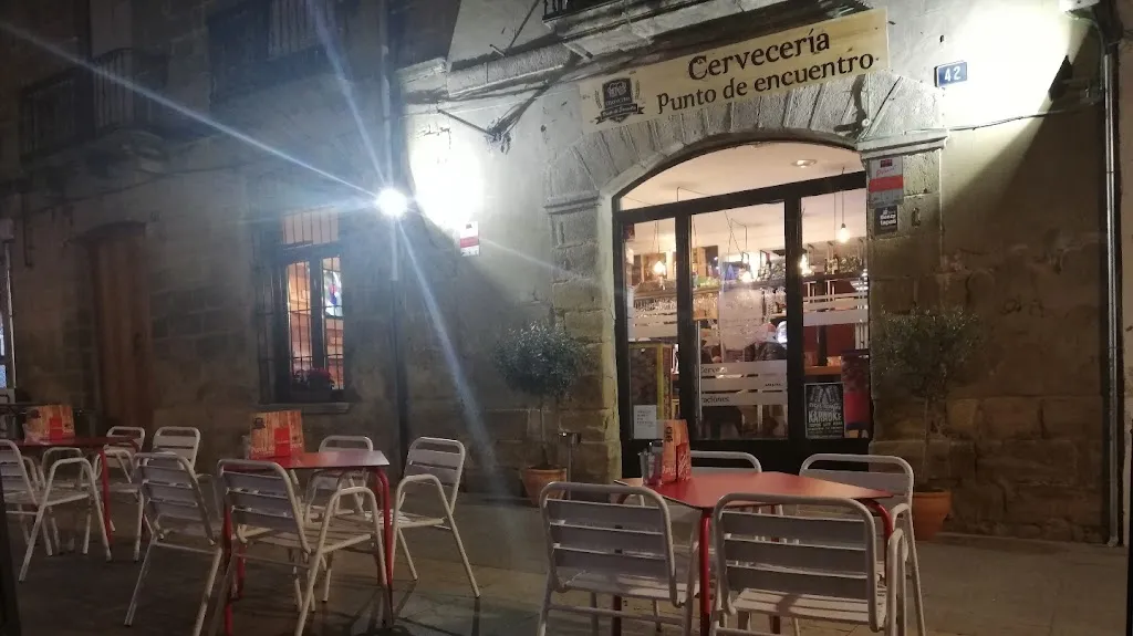 Cerveceria Punto de Encuentro restaurant in Baeza
