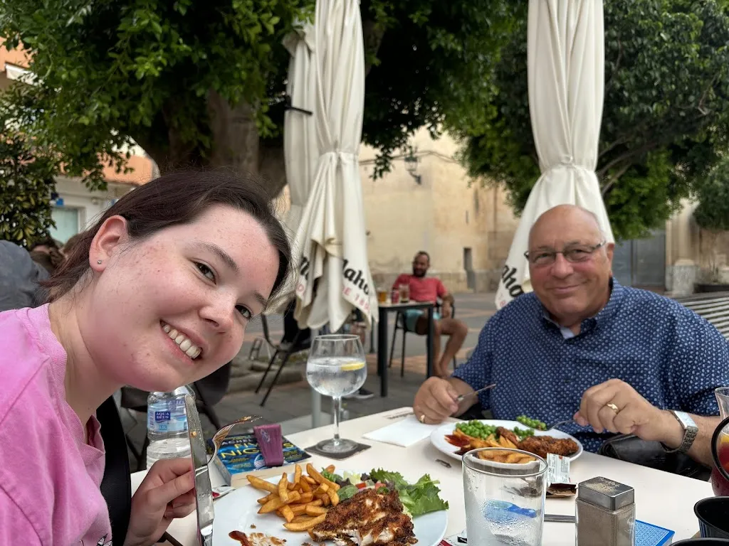 Trudy Langton-freeman_Belmontes Bar and Café_Catral_review