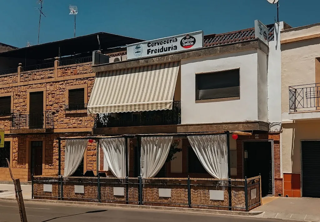 Cervecería Freiduría D'Cartutxos_Bailén_slider_image_3