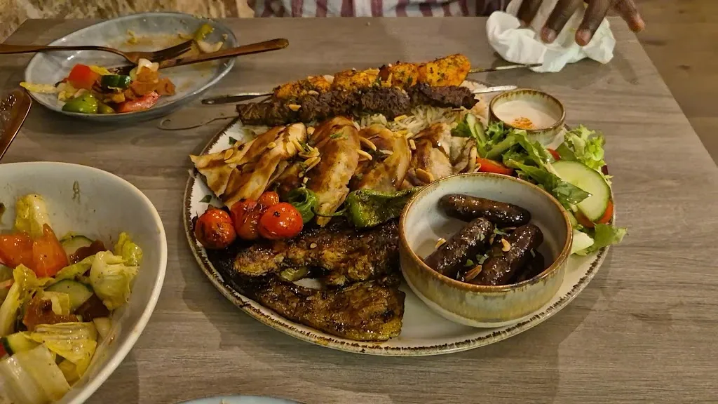 Sol de Beirut Palacio Madrid_Bailén_slider_image_2