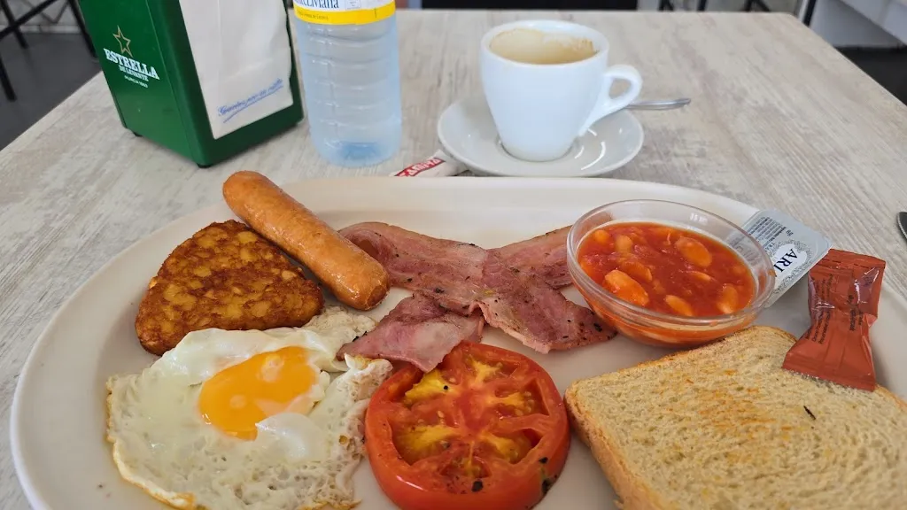 InlandVillas Spain_Meroil Service Station & Restaurante Nonduermas y Bar_Catral_recensione