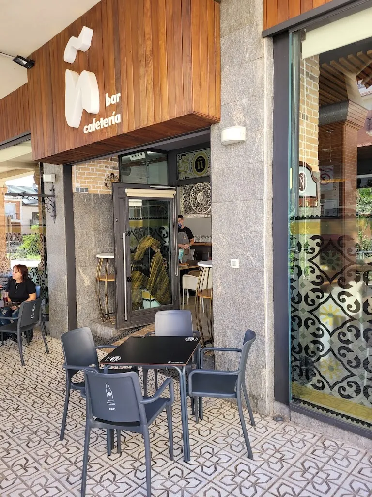 Bar Cafetería Ñ restaurant in Bailén