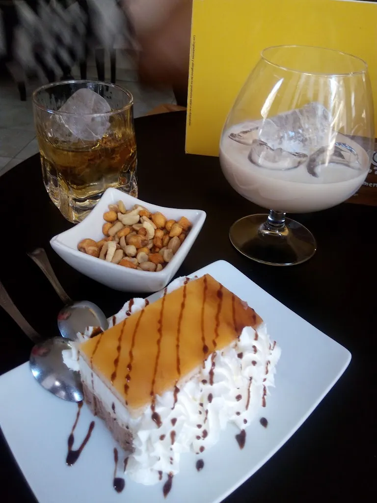 Menu_Cafetería y desayunos Siena_Bailén_image_7