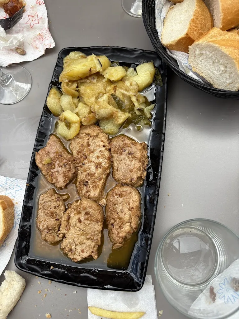 Oliver Atom_Café - Bar Antonio II_Bélmez de la Moraleda_review