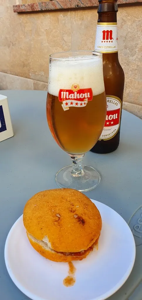 Francisco Aguilar Díaz_Bar Lalola_Beas de Segura_review