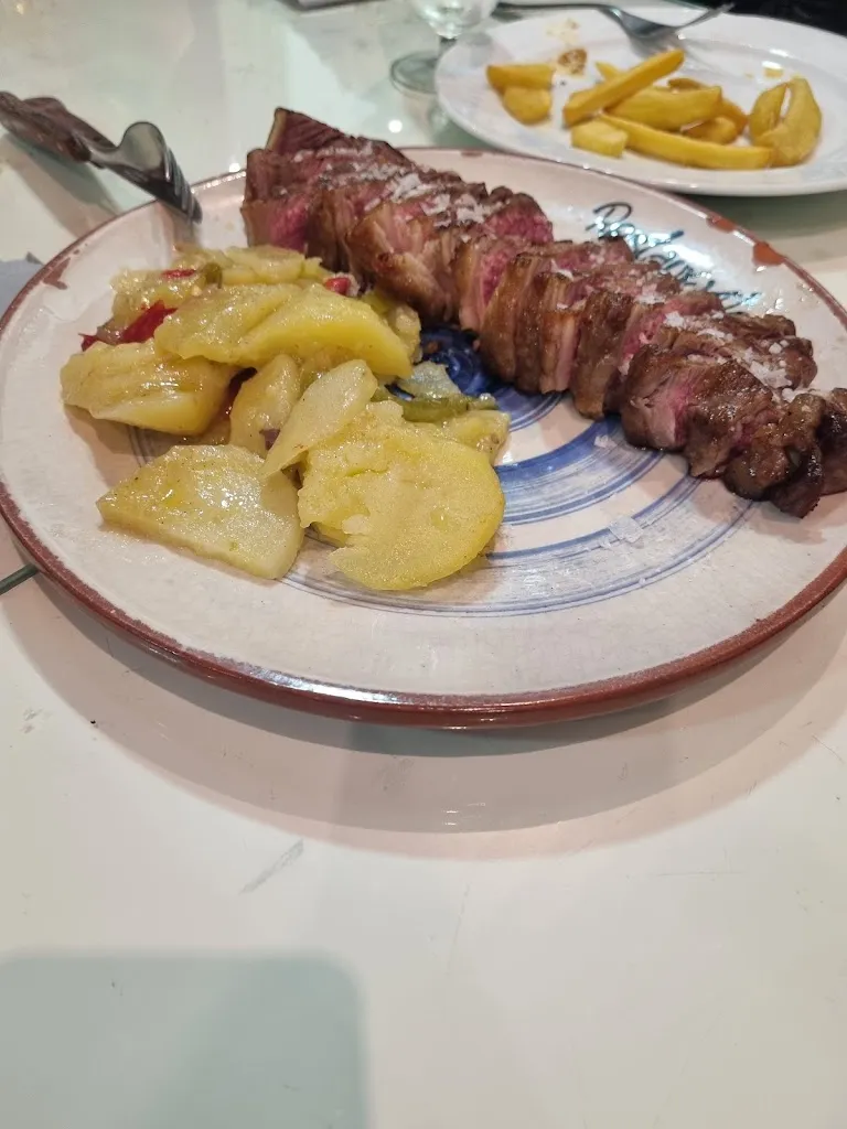 Elisa Cintas Medina_Mesón 