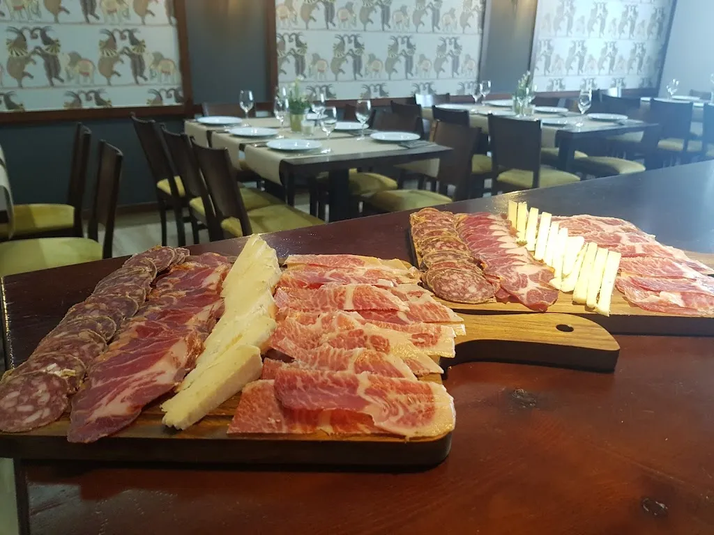 Bar Restaurante El Paseo_Begíjar_slider_image_3