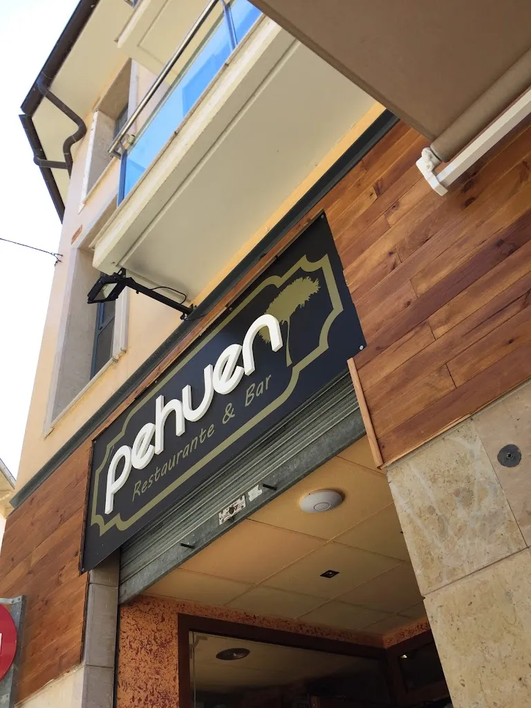 Robert Jones_Pehuen_Castalla_review