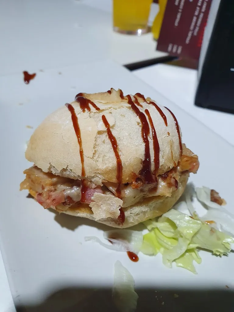 Burguer Kamaleón_Cabra del Santo Cristo_slider_image_2