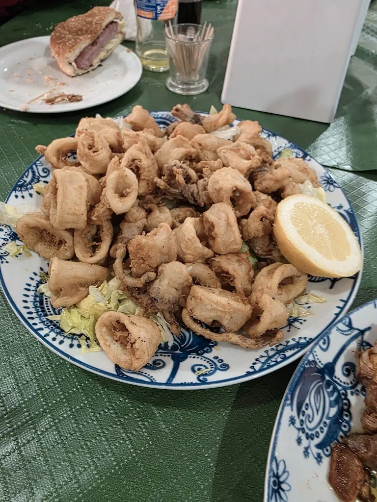 Susana Luzon_Cafe Bar Manolo_Cabra del Santo Cristo_recensione