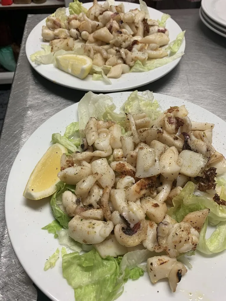 Cafe Bar Manolo restaurant in Cabra del Santo Cristo