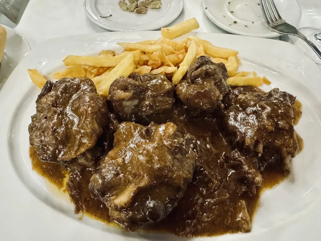 Phoebe Li_Restaurante los Pinos_Andújar_review