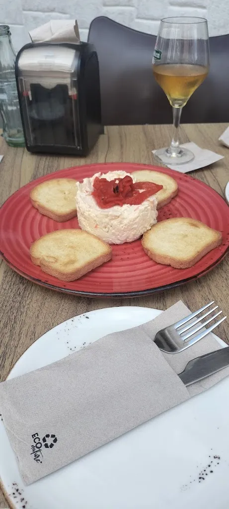 Rosa Rodriguez_CAL Y CANTO_Andújar_review