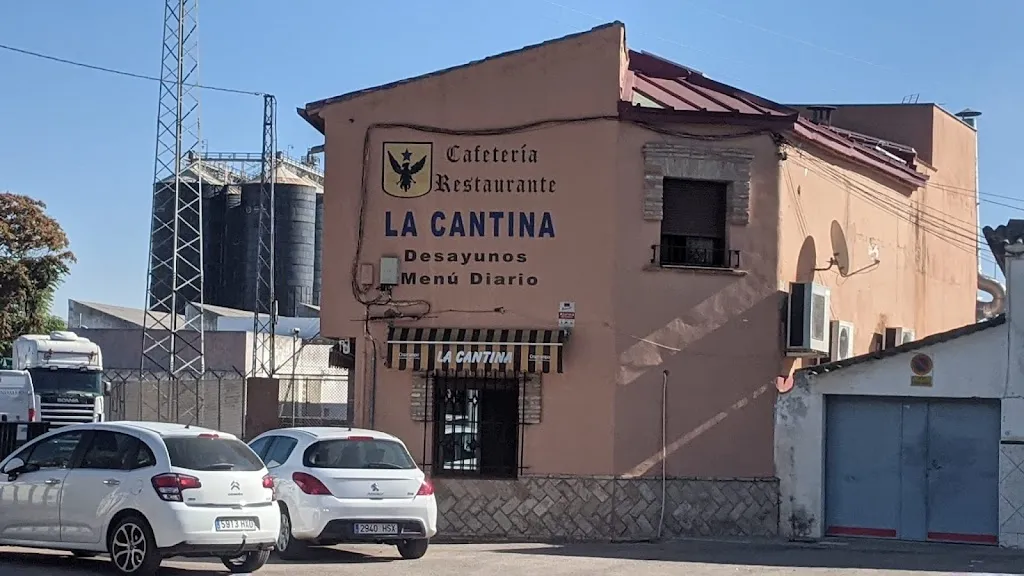 Café Bar Restaurante La Cantina_Andújar_slider_image_3