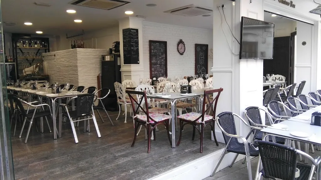 La Tertulia Gastrobar_Andújar_slider_image_3