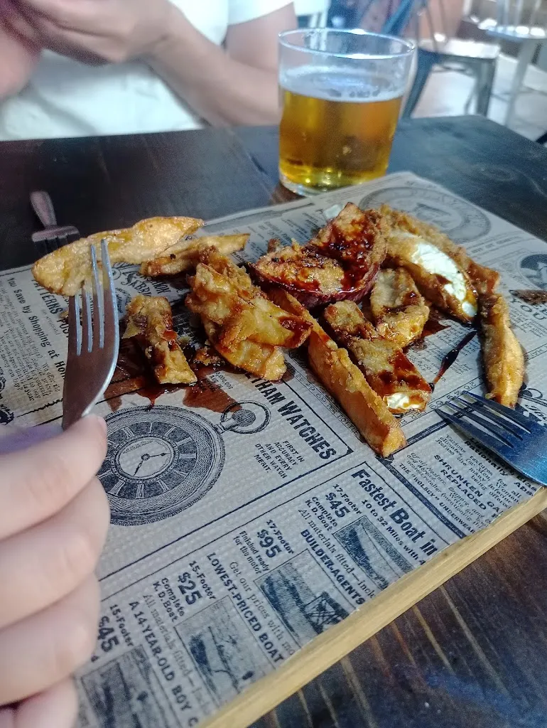 Maria G_Bar Donaire_Andújar_review