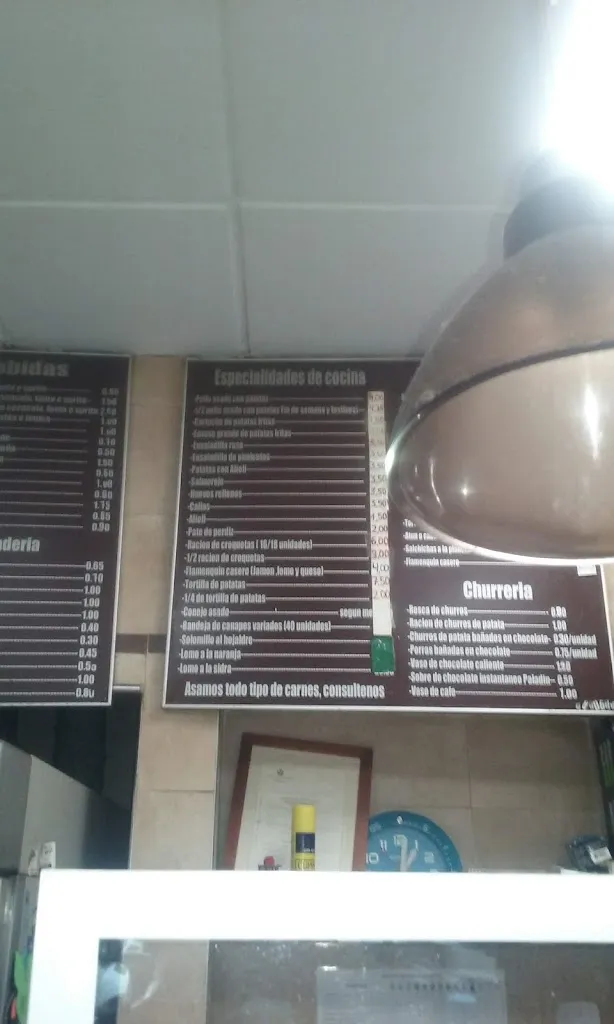 Pedro Rubio Tejero_Super Pollo_Andújar_review