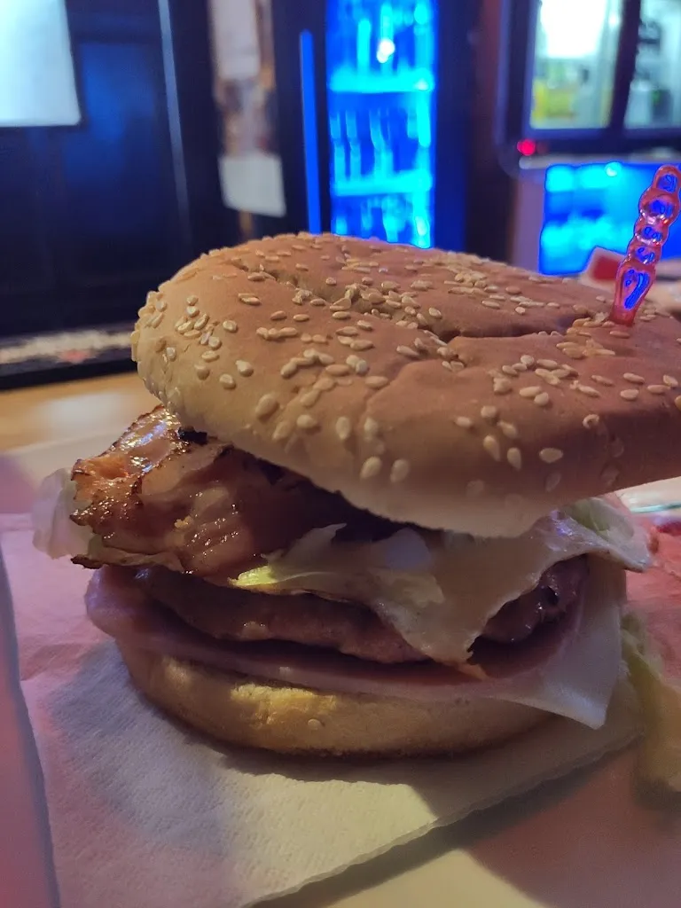 Menu_Pub cafeteria Masterpool Andujar_Andújar_image_4