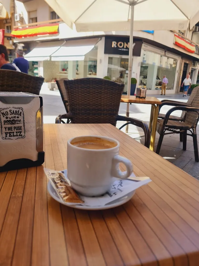 Cafetería Ciros restaurant in Andújar