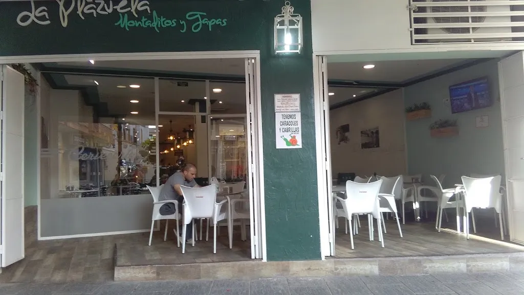La Plazuela. Montaditos Y Tapas_Andújar_slider_image_1