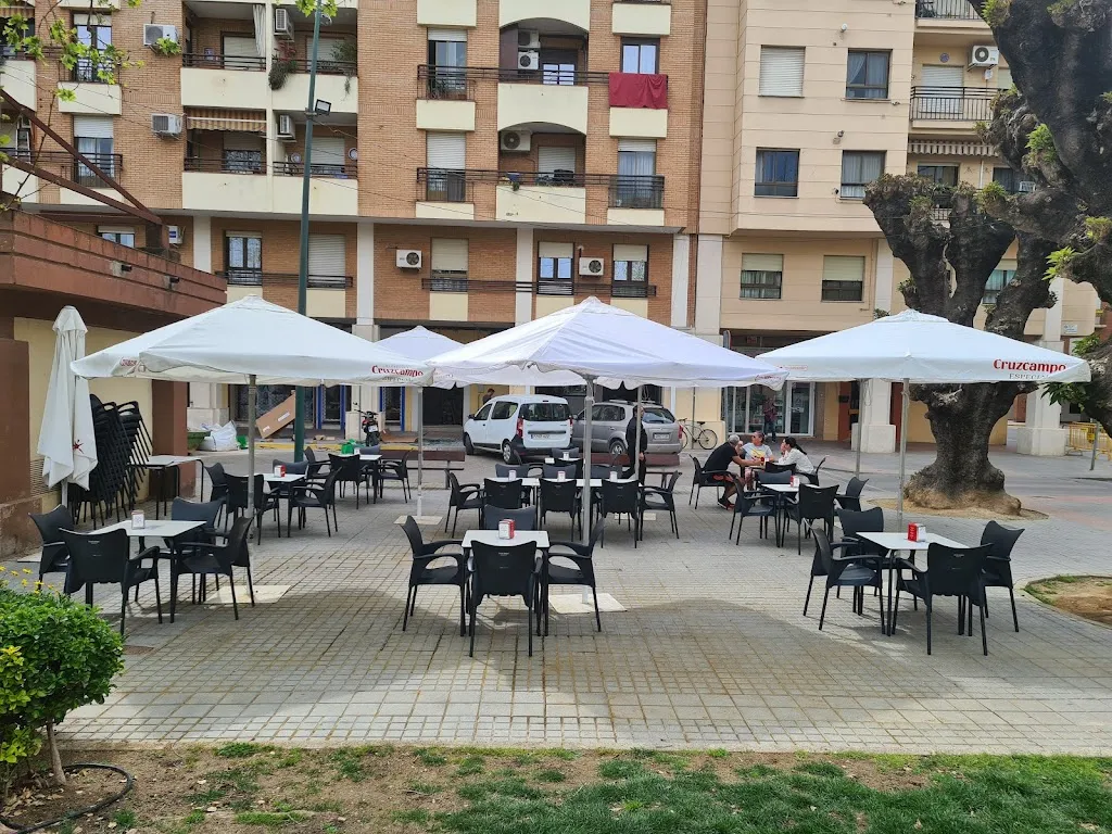 Bar cafetería el parque restaurant in Andújar