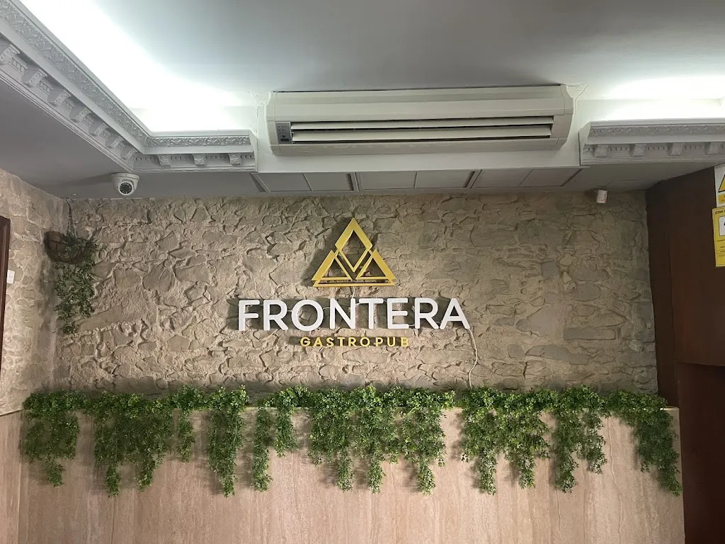 FRONTERA GASTROPUB_Campillo de Arenas_slider_image_3