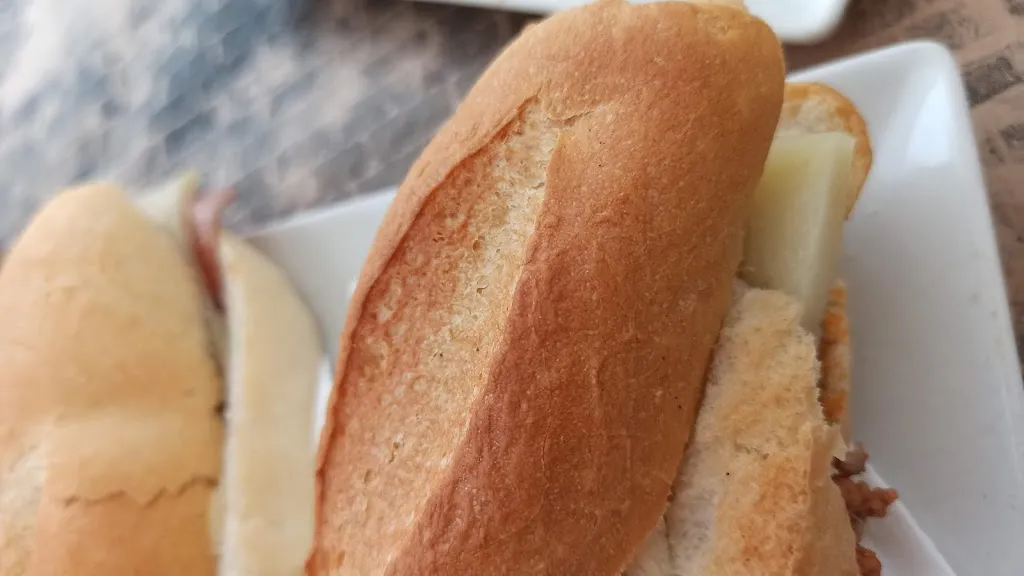 Menu_Bar Central_Castalla_image_6