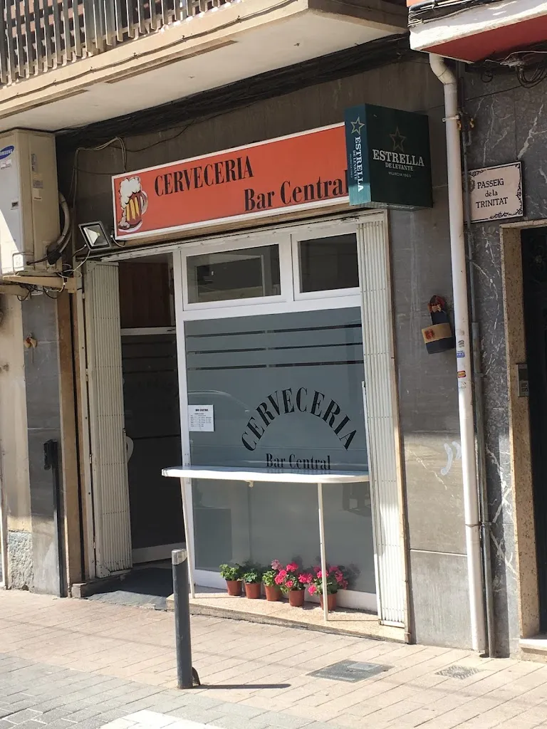 Bar Central restaurant in Castalla