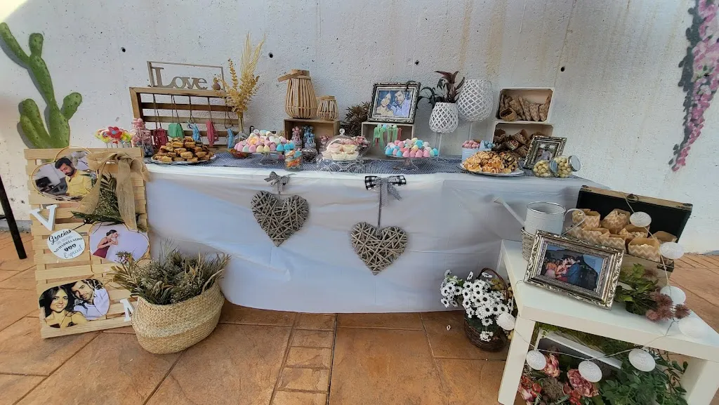 Salones Victoria restaurant in Campillo de Arenas