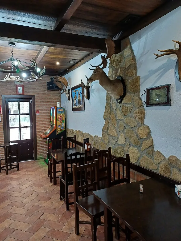 José Ángel Torre-Marín Jiménez_Meson “La Cabaña”_Chilluévar_recensione