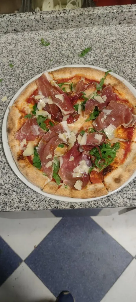 Pizzeria Berti | En Chilluévar_Chilluévar_slider_image_1