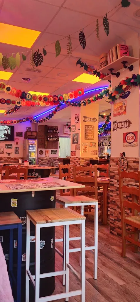 Brooklyn Smash Burger_Castalla_slider_image_1