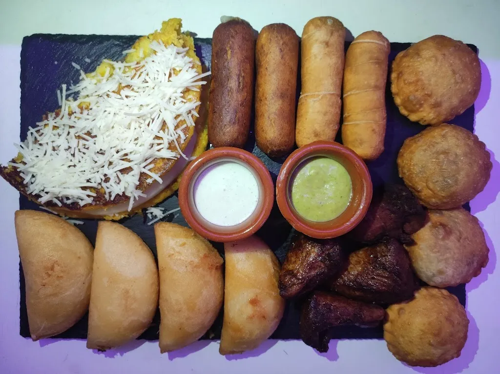 Bar Restaurante Los Teques_Escañuela_slider_image_3