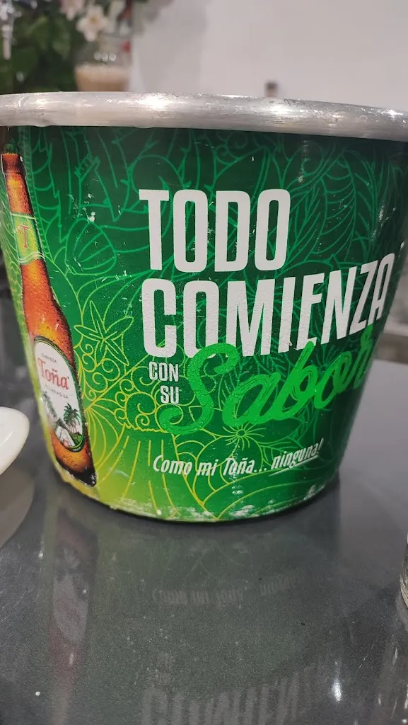 Menu_BAR CAFETERÍA ECUAHONDURAS_Escañuela_image_5